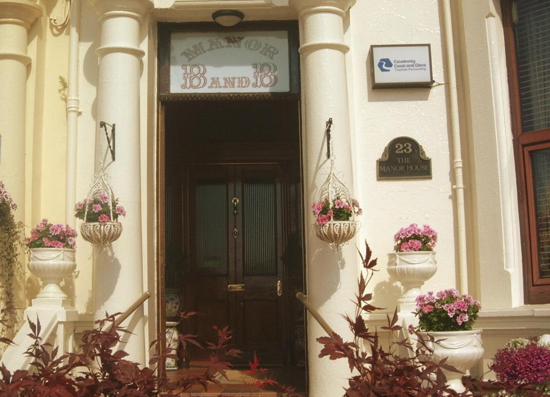 Manor House B And B Ларн Экстерьер фото